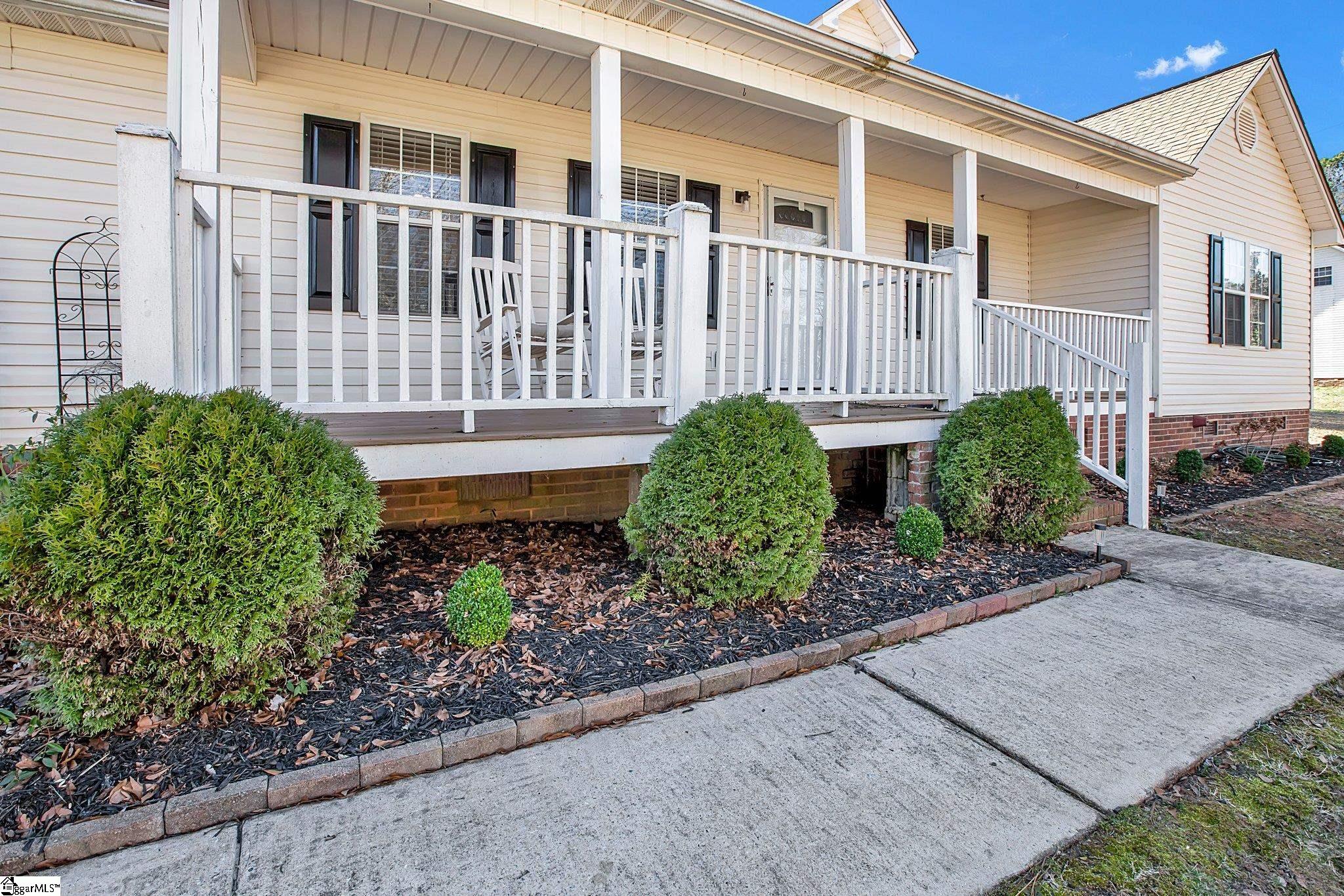 246 Lewis Road Williamston, SC 29697 - Photo 5 of 36