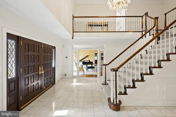 $2,295,000 | 644 Live Oak Drive, McLean, VA 22101