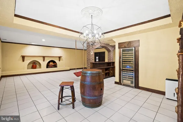 $2,295,000 | 644 Live Oak Drive, McLean, VA 22101