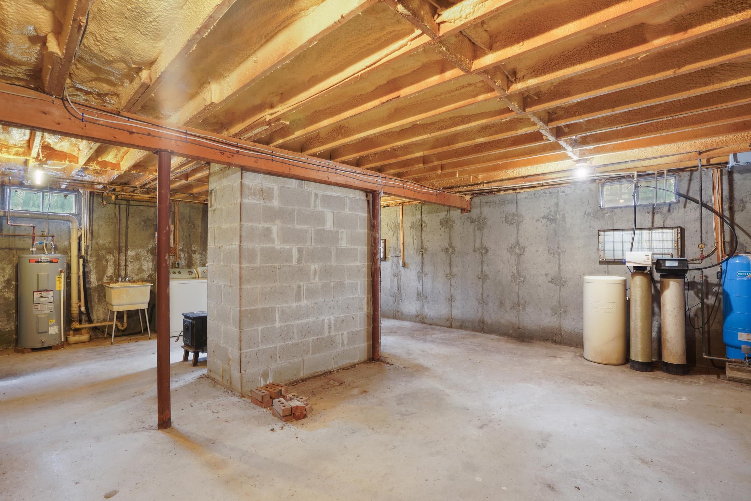 220 Riverdale Road New Boston, NH 03070 - Photo 21 of 35 Gallery Image 21