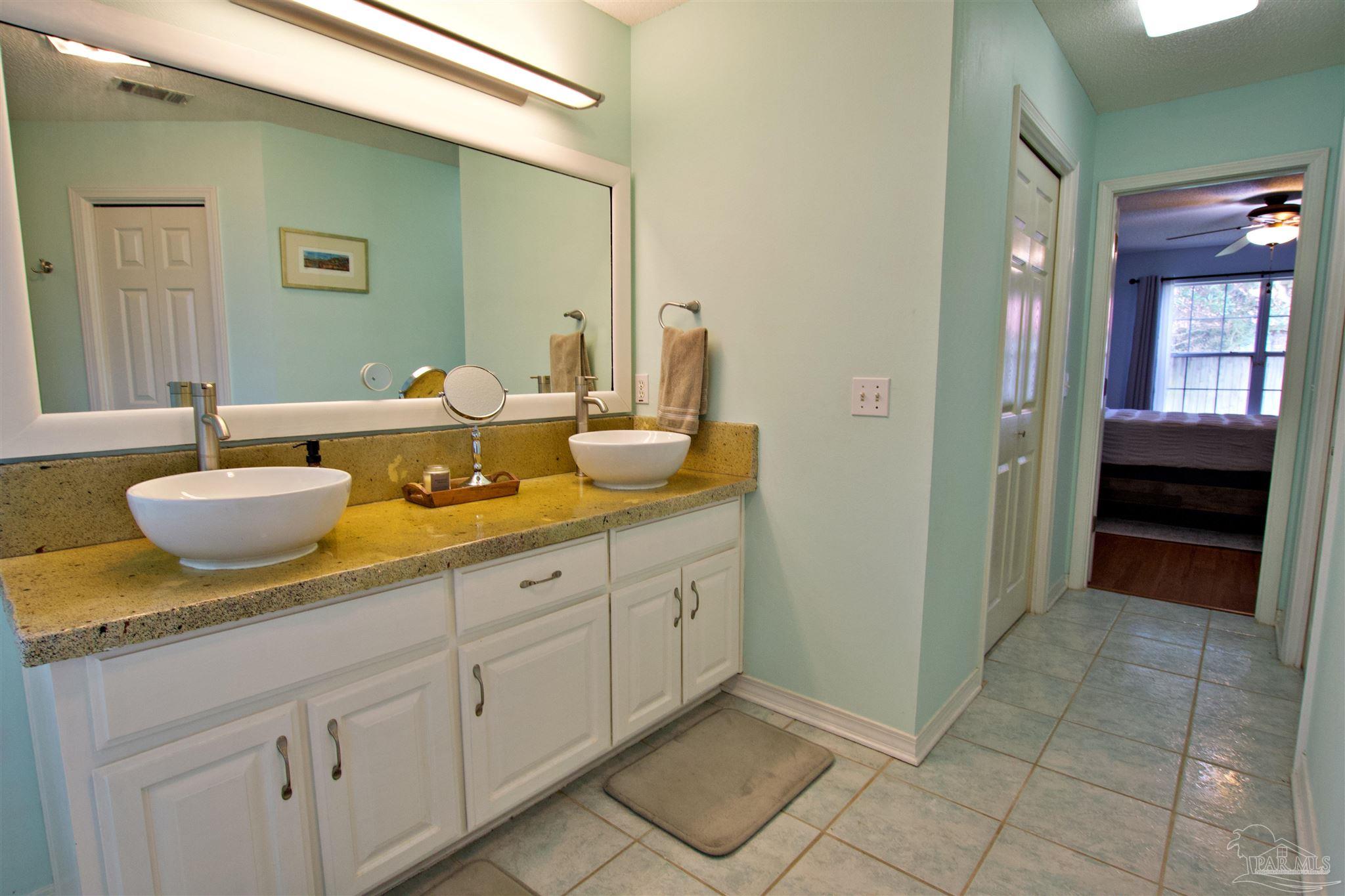 8084 Castle Pointe Way Pensacola, FL 32506 - Photo 9 of 19