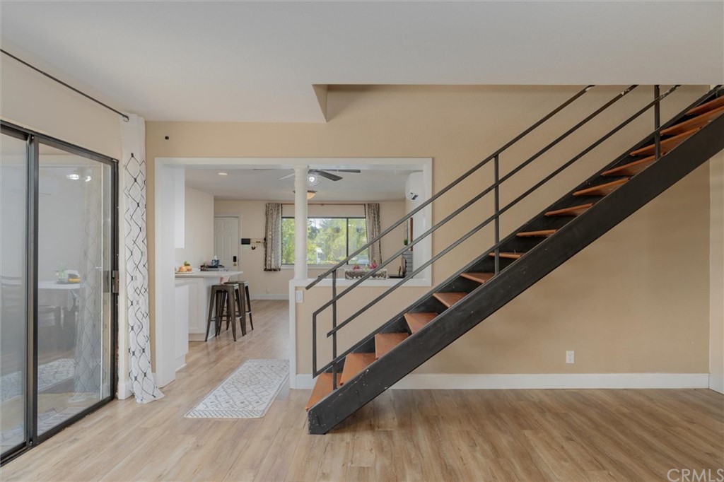 89 Glen Cir Drive Oroville, CA 95966 - Photo 14 of 32 a view of entryway and hall with wooden floor
