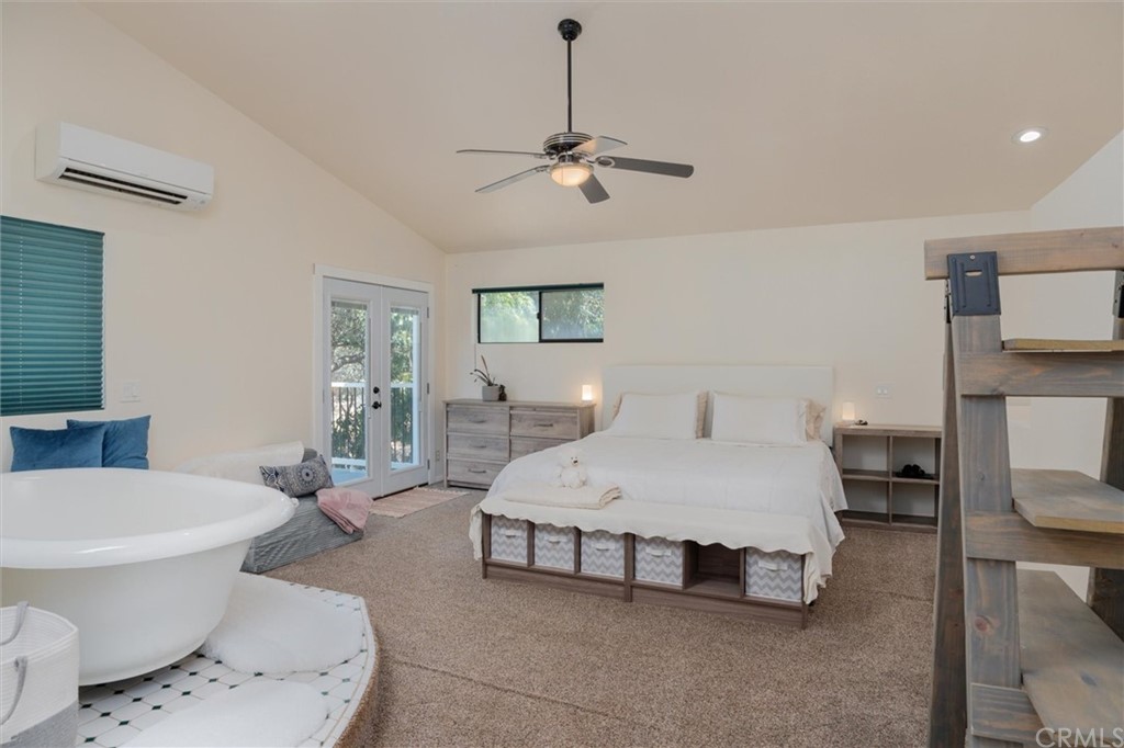 89 Glen Cir Drive Oroville, CA 95966 - Photo 16 of 32 a spacious bedroom with a bed and window