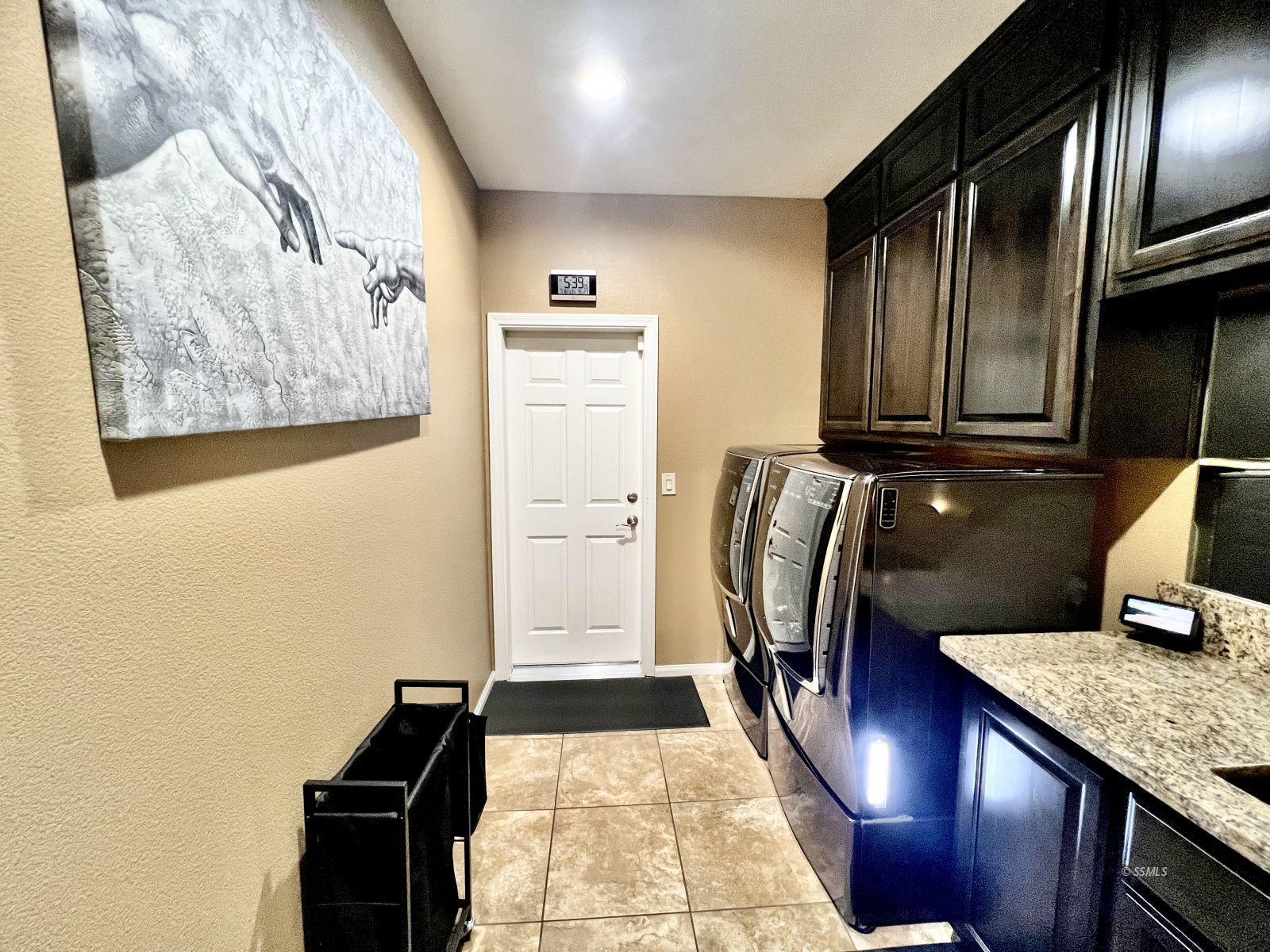 825 Emma Way Ridgecrest, CA 93555 - Photo 18 of 37