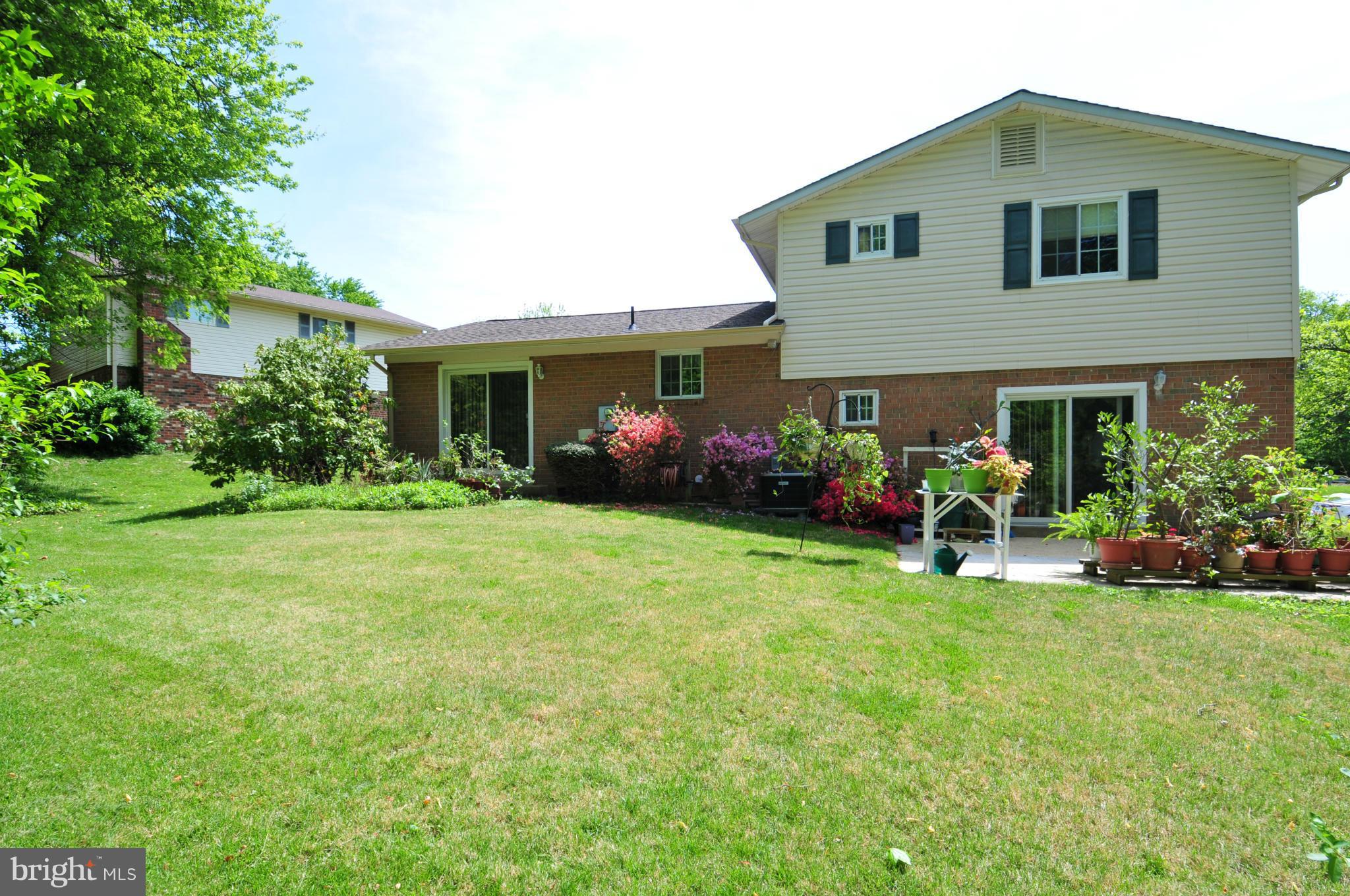 5356 Guinea Road Fairfax, VA 22032 - Photo 24 of 28 EXTERIOR REAR