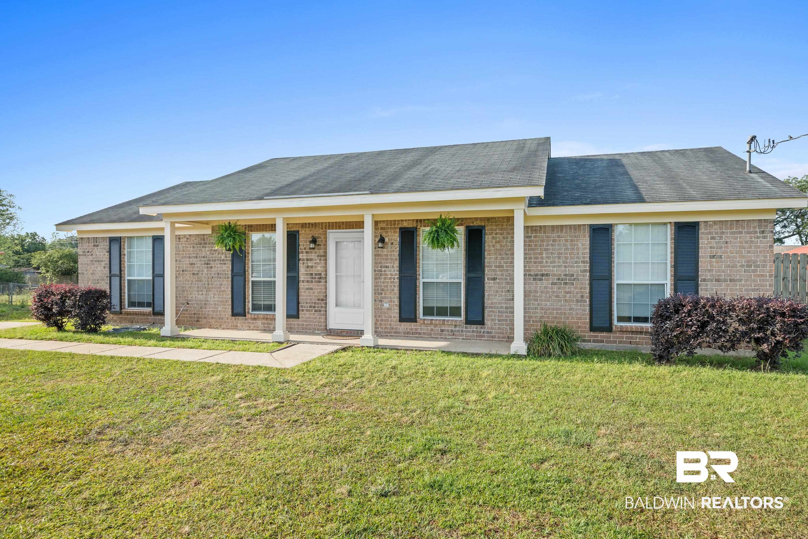 16372 Quail Lane Foley, AL 36535 - Photo 3 of 28