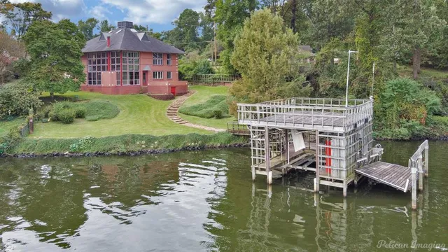 $485,000 | 6144 South Lakeshore Drive, Shreveport, LA 71119