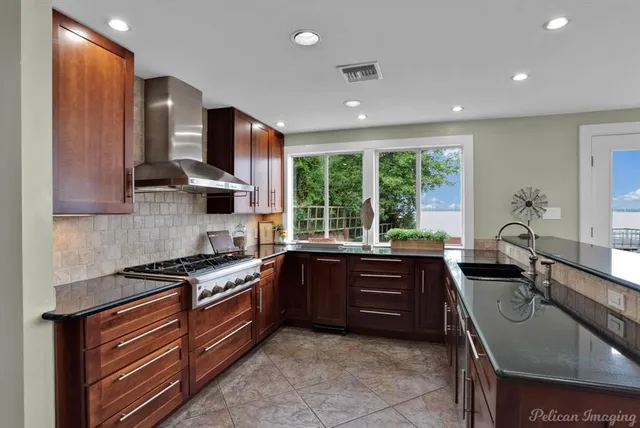 a view of a hallway with an empty room