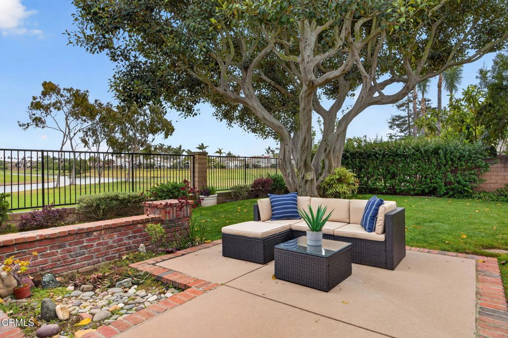 2220 Pebble Beach Trail Oxnard, CA 93036 - Photo 49 of 76