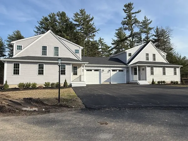 $4,100 | 17 Kashmir's Way, Unit 17, Lakeville, MA 02347