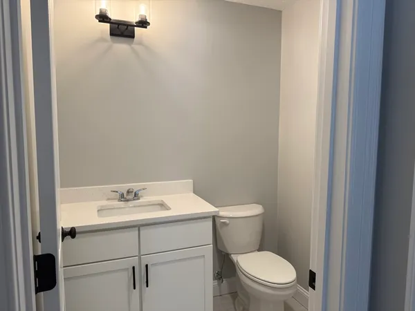 $4,100 | 17 Kashmir's Way, Unit 17, Lakeville, MA 02347