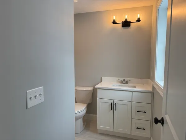 $4,100 | 17 Kashmir's Way, Unit 17, Lakeville, MA 02347