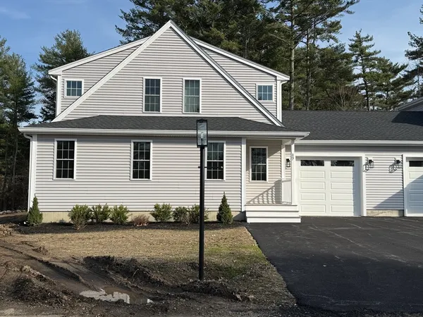 $4,100 | 17 Kashmir's Way, Unit 17, Lakeville, MA 02347
