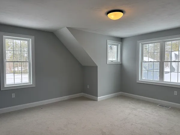 $4,100 | 17 Kashmir's Way, Unit 17, Lakeville, MA 02347