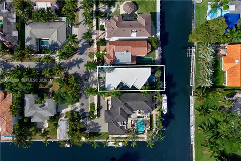 $8,850,000 | 1755 Fairhaven Place, Miami, FL 33133