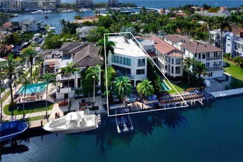 $8,850,000 | 1755 Fairhaven Place, Miami, FL 33133