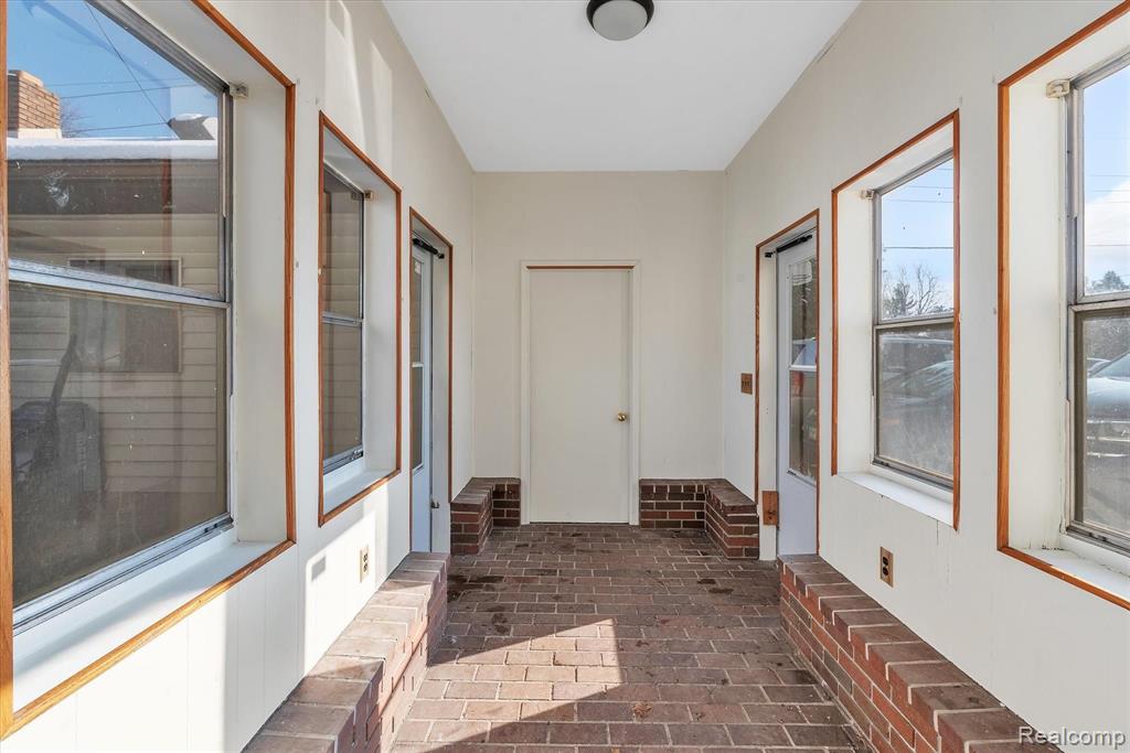 5610 Stewart Road Monroe, MI 48162 - Photo 12 of 21
