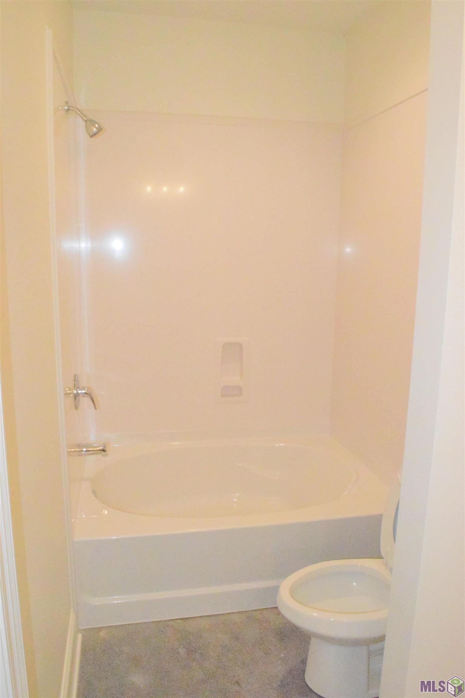 8073 Arnold Road, Unit 2B Denham Springs, LA 70726 - Photo 4 of 6 Master Bathroom