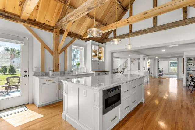 $1,790,000 | 24 Great Bay Road, Greenland, NH 03840