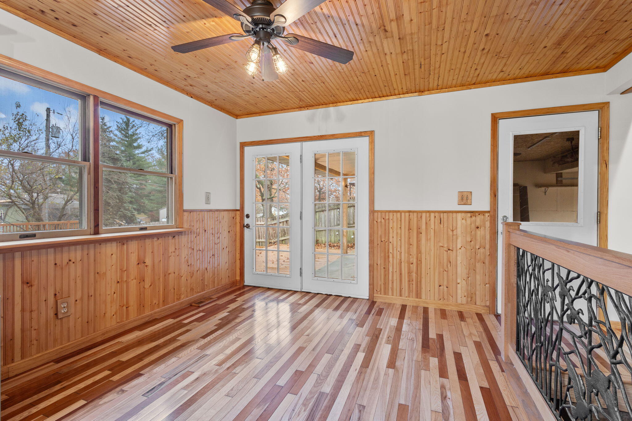 10201 North 464 East Demotte, IN 46310 - Photo 11 of 62 2048x1365