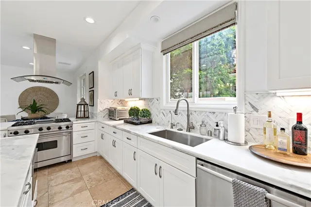 $25,000 | 315 Goldenrod Avenue, Corona del Mar, CA 92625