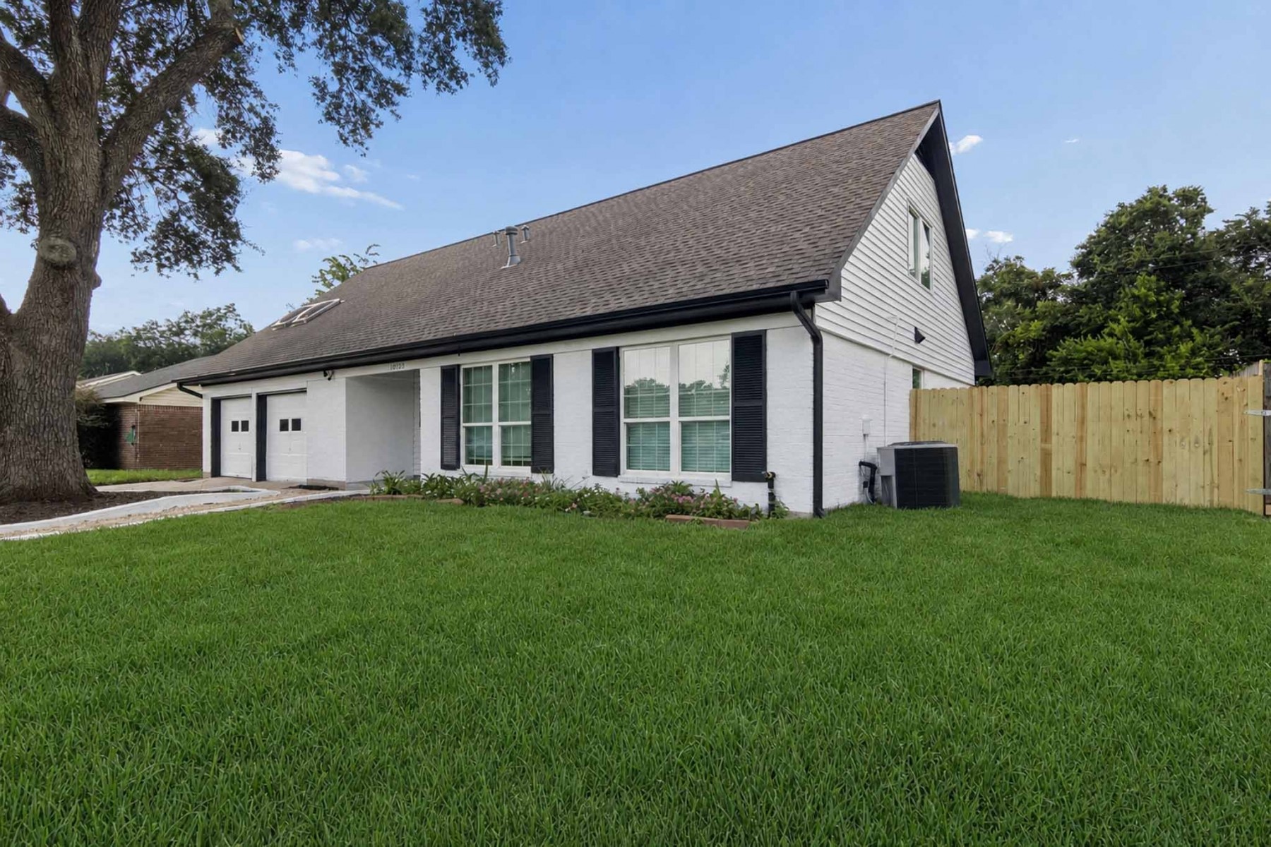 10423 Quiet Hill Road La Porte, TX 77571 - Photo 1 of 27 Wellcome Home 10423 Quiet Hill Rd