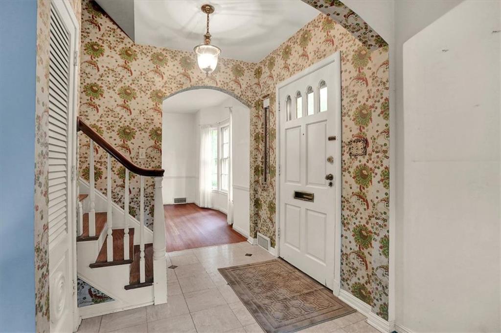 6920 Warwick Road Indianapolis, IN 46220 - Photo 8 of 18 Gallery Image 8