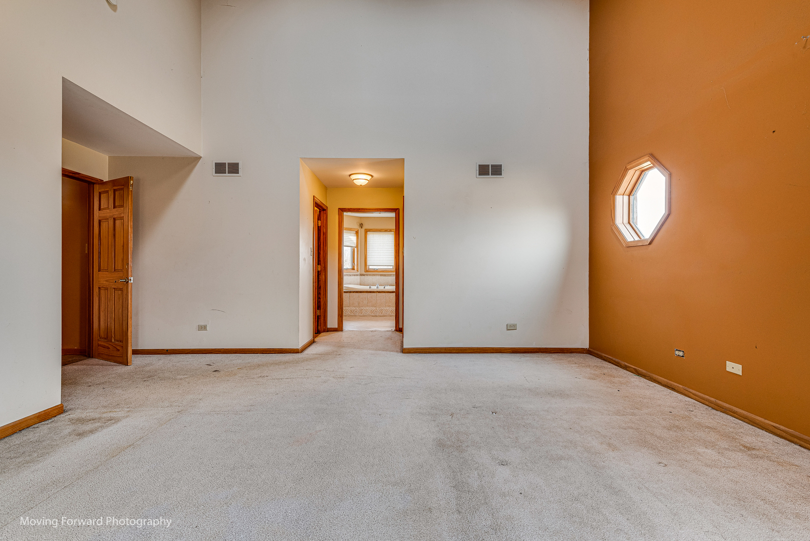 30416 South State Line Road Beecher, IL 60401 - Photo 27 of 39 a view of an empty room with a window