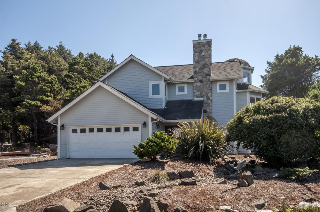 450 Edgewater Depoe Bay, OR 97341 - Photo 2 of 51 Edgewater home