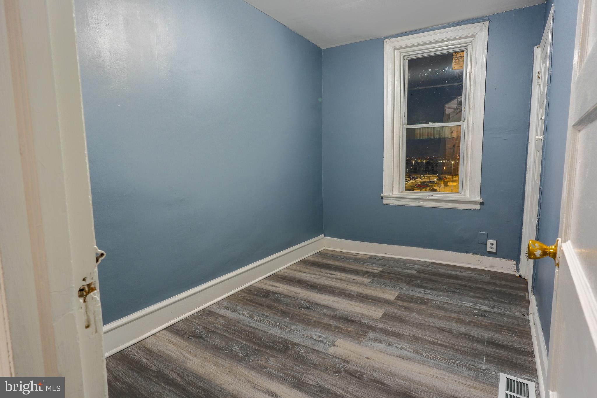 6746 Linmore Avenue Philadelphia, PA 19142 - Photo 13 of 28 Room 3