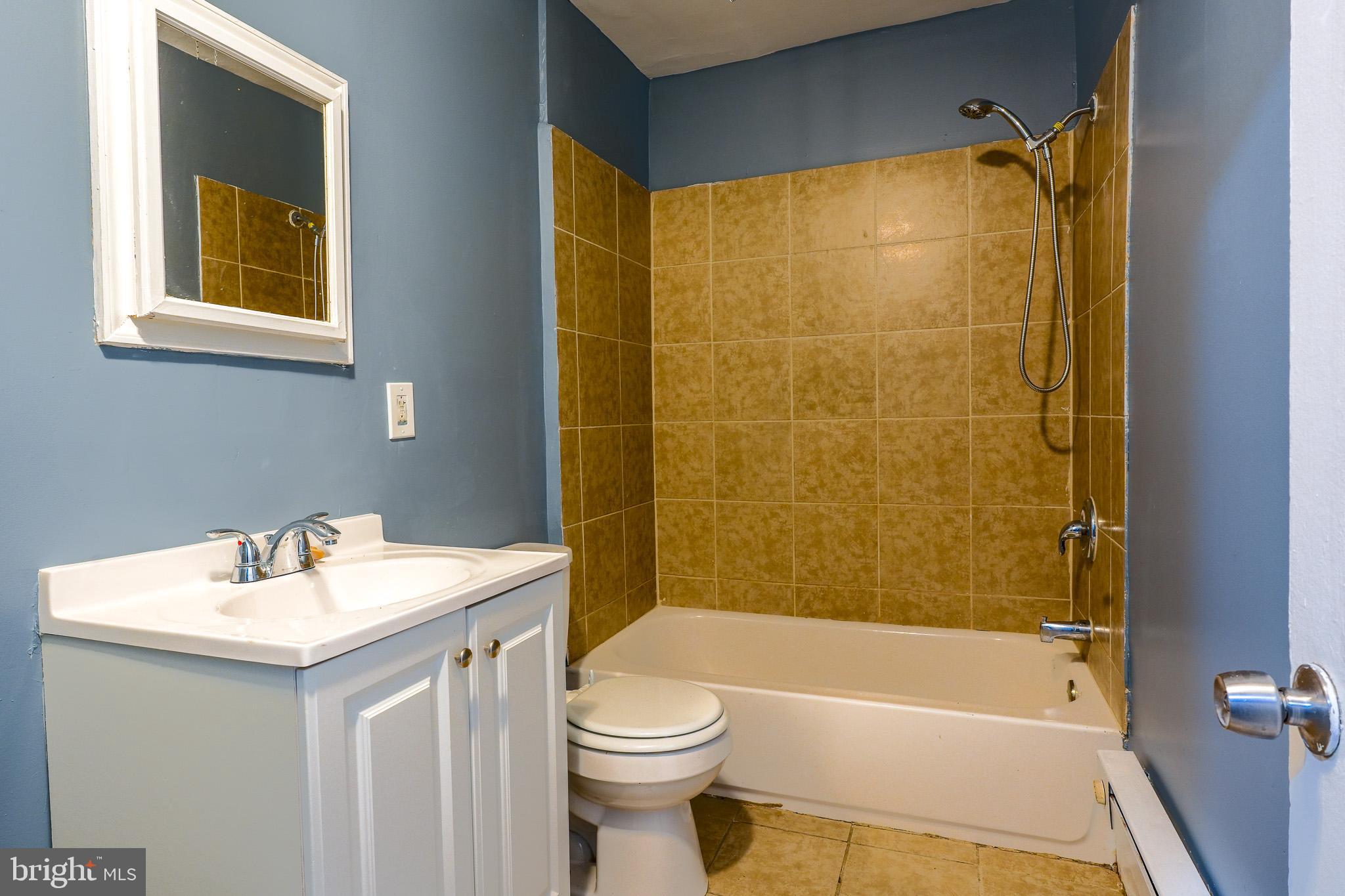 6746 Linmore Avenue Philadelphia, PA 19142 - Photo 17 of 28