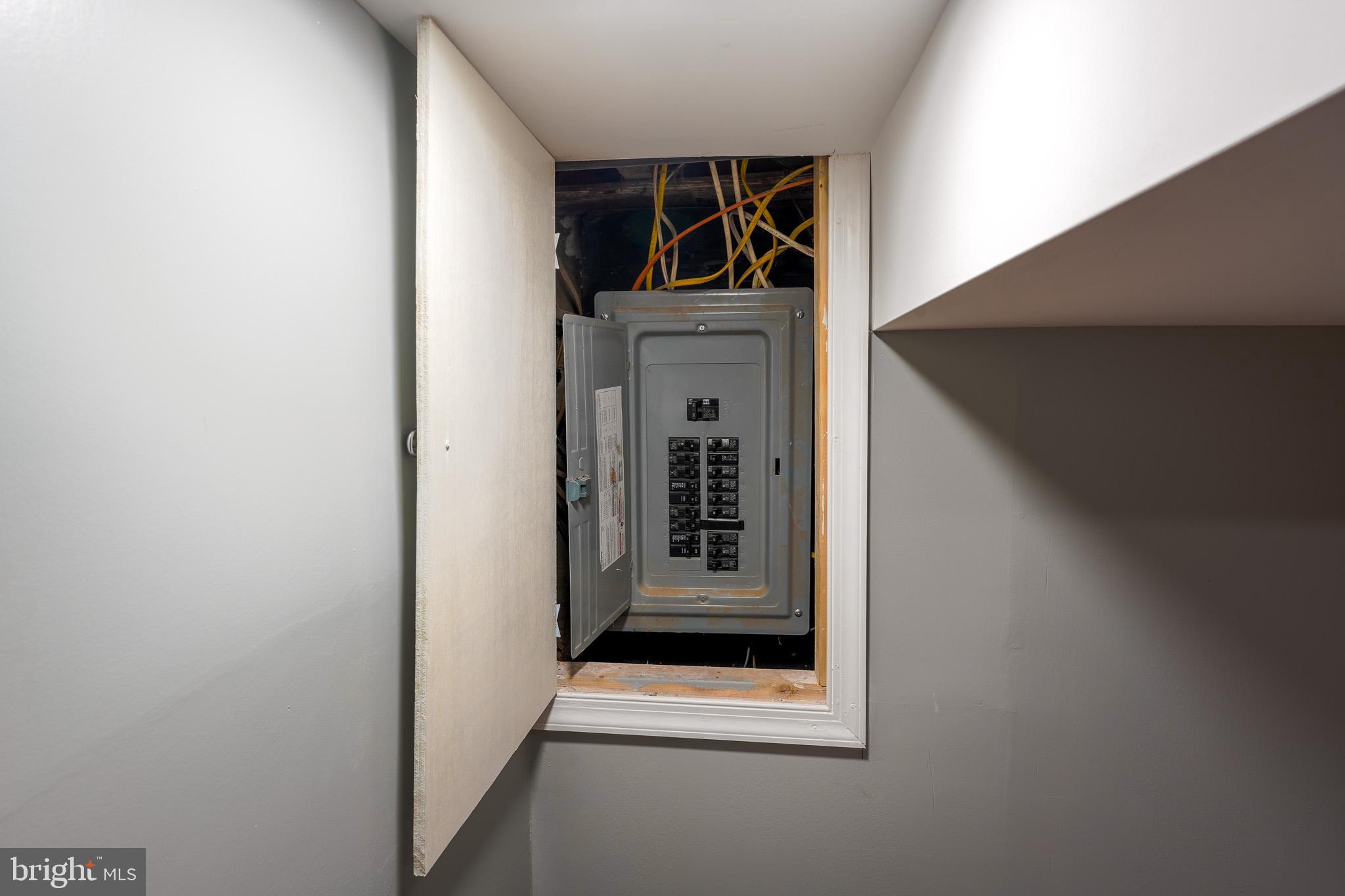 6746 Linmore Avenue Philadelphia, PA 19142 - Photo 25 of 28