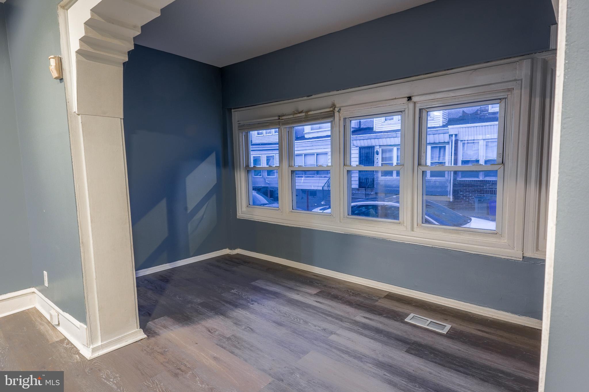 6746 Linmore Avenue Philadelphia, PA 19142 - Photo 7 of 28