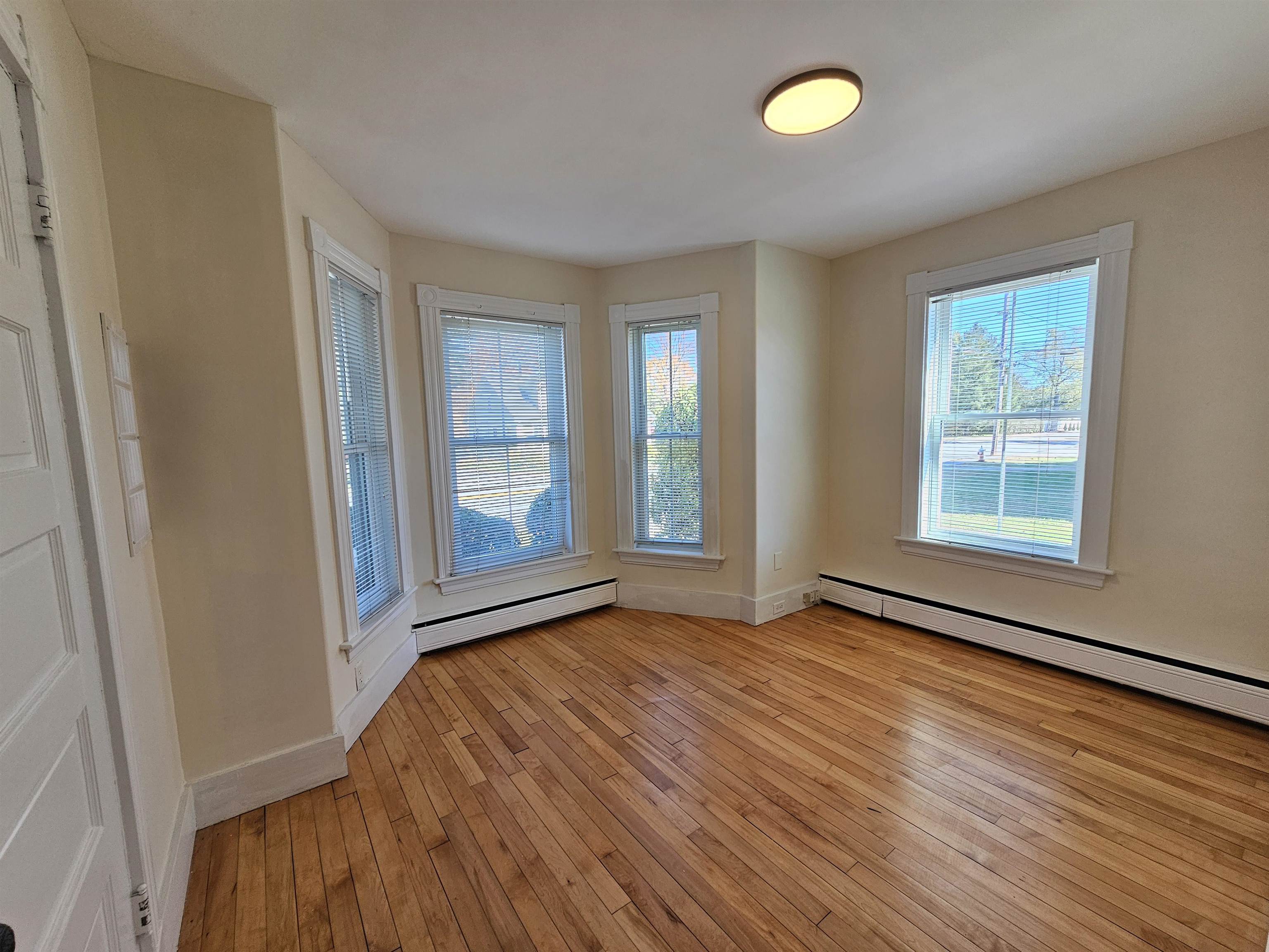 377 Nashua Street Milford, NH 03055 - Photo 13 of 26