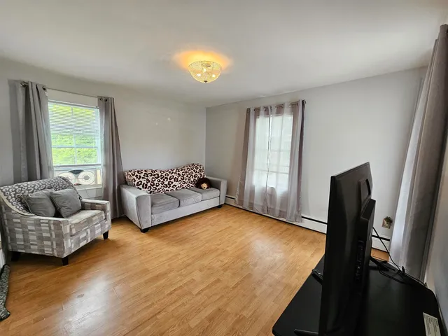 $479,000 | 377 Nashua Street, Milford, NH 03055