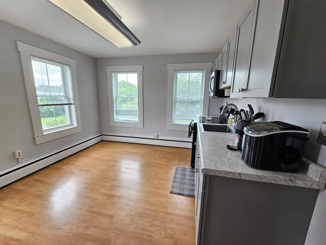 $479,000 | 377 Nashua Street, Milford, NH 03055