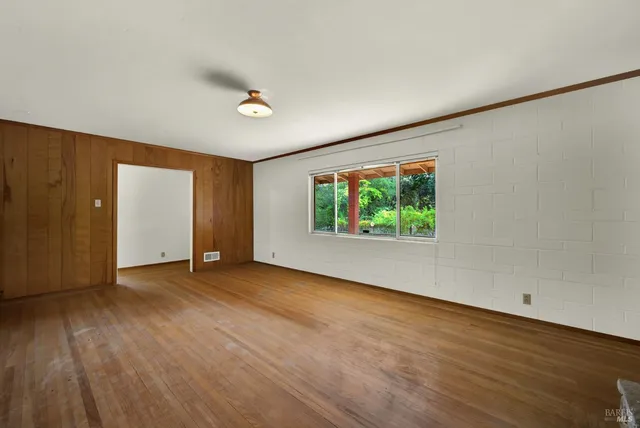 $1,800,000 | 677 Petaluma Avenue, Sonoma, CA 95476