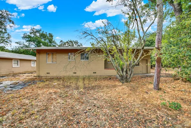 $1,800,000 | 677 Petaluma Avenue, Sonoma, CA 95476