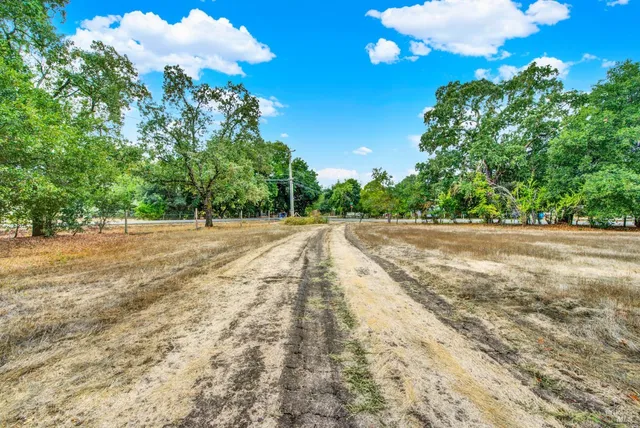 $1,800,000 | 677 Petaluma Avenue, Sonoma, CA 95476