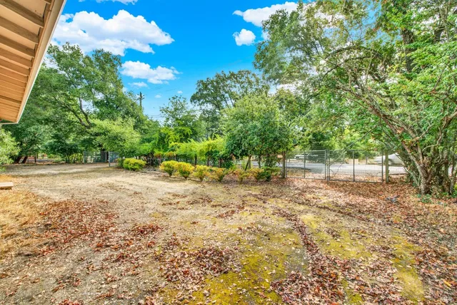 $1,800,000 | 677 Petaluma Avenue, Sonoma, CA 95476