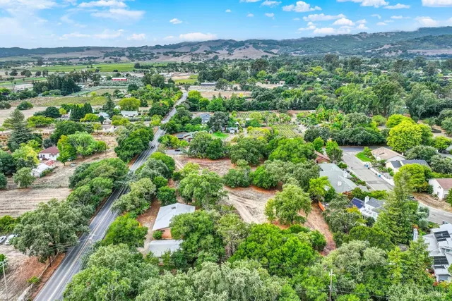 $1,800,000 | 677 Petaluma Avenue, Sonoma, CA 95476