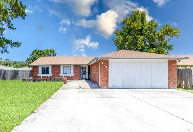 $120,000 | 4064 South Woodbine Street, Harvey, LA 70058
