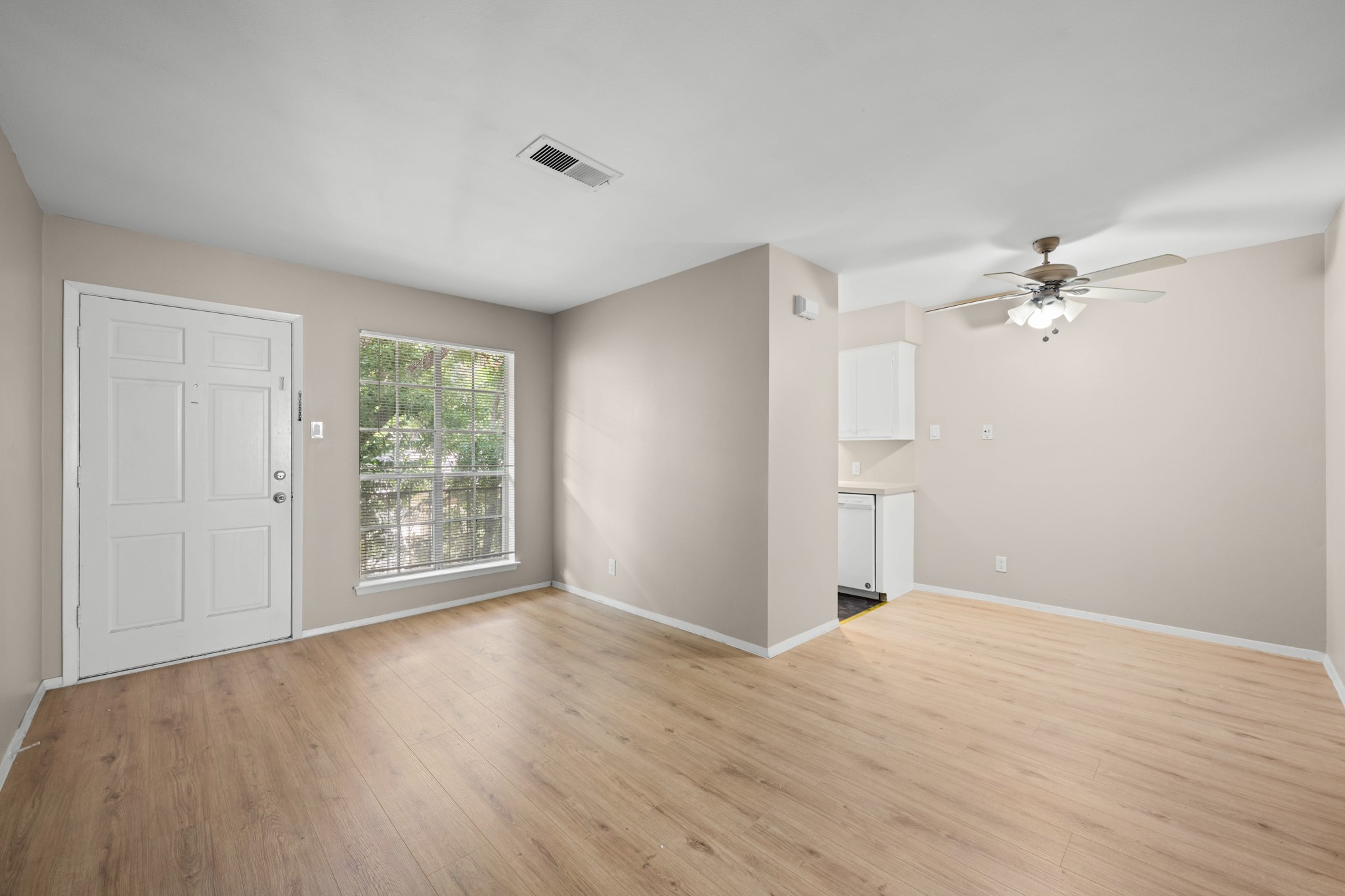2012 Brun Street, Unit E Houston, TX 77019 - Photo 1 of 19
