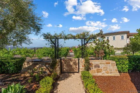 $3,985,000 | 18264 Avenida Manantial, Rancho Santa Fe, CA 92067
