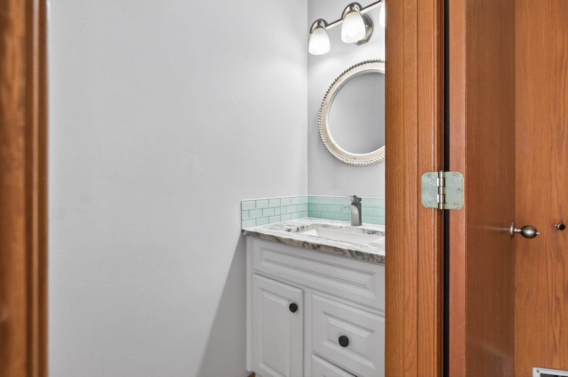 15522 Garnet Way, Unit 102 Apple Valley, MN 55124 - Photo 12 of 27