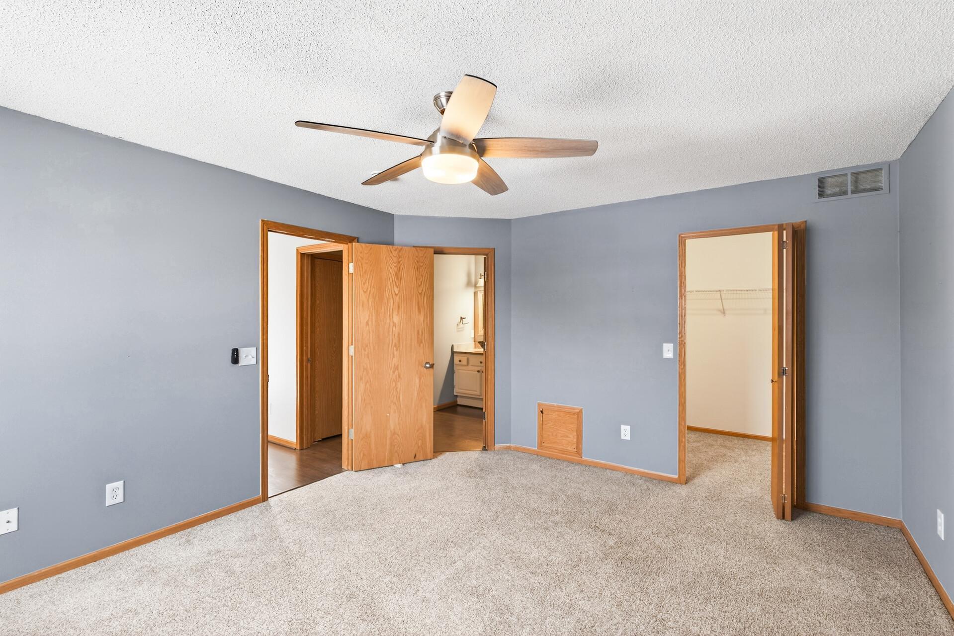 15522 Garnet Way, Unit 102 Apple Valley, MN 55124 - Photo 16 of 27