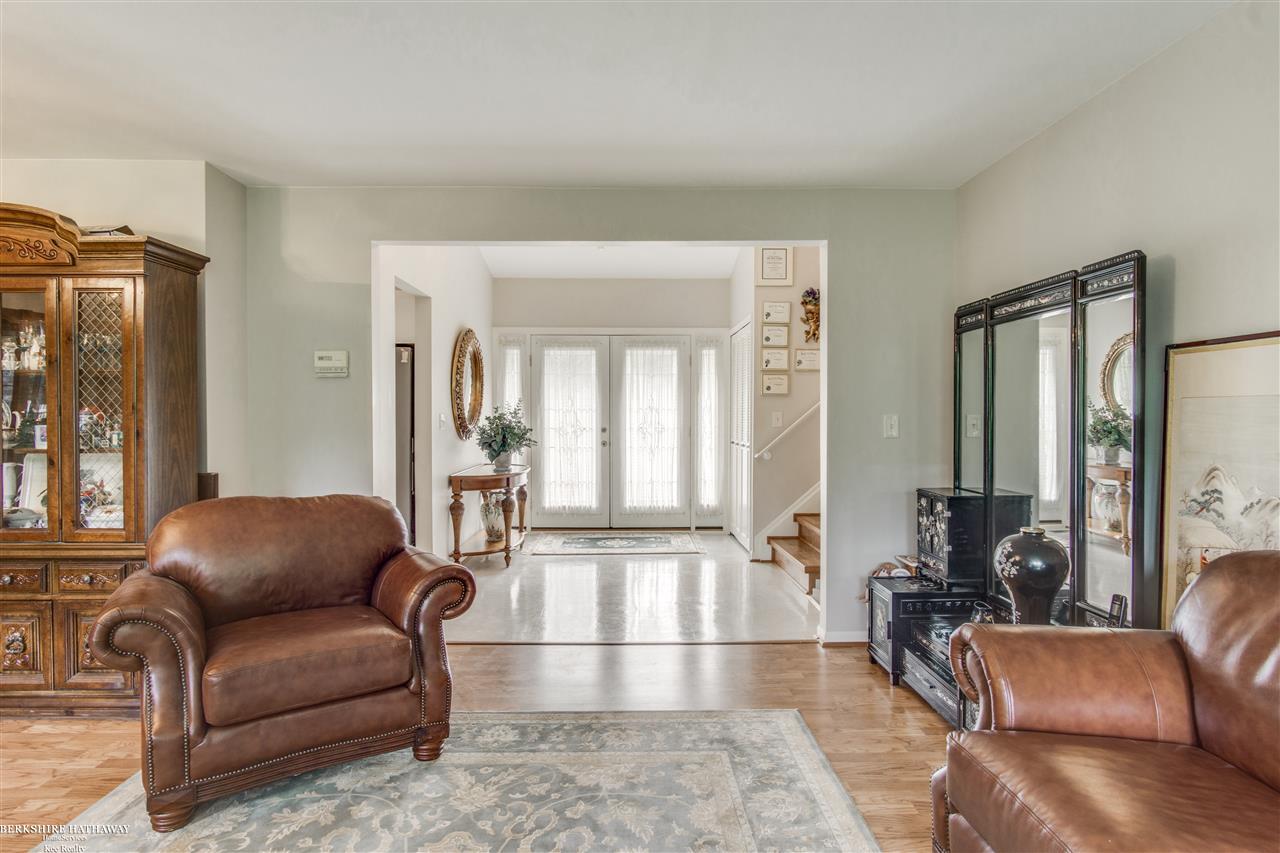 15057 Riverside Street Livonia, MI 48154 - Photo 13 of 39 Gallery Image 13