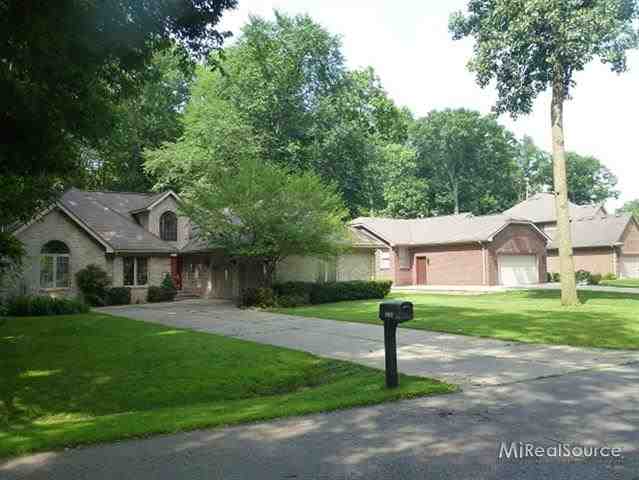 12 Messmore Road Utica, MI 48317 - Photo 9 of 9 31156116-8.JPG