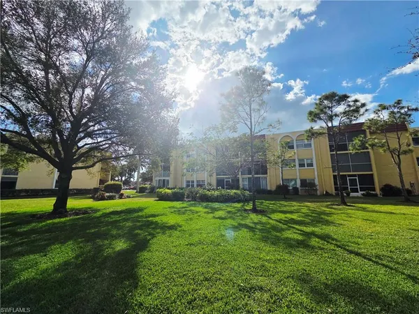 $249,900 | 1086 Forest Lakes Drive, Unit 9207, Naples, FL 34105