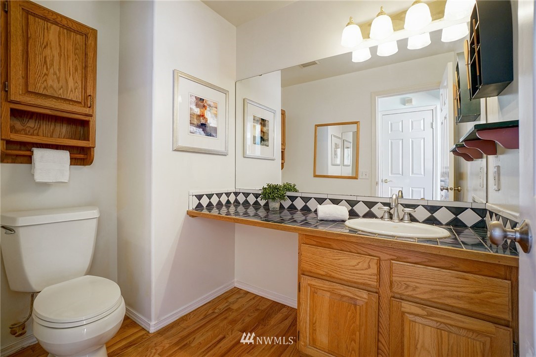 10419 Southeast 188th Court Renton, WA 98055 - Photo 13 of 23 Gallery Image 13